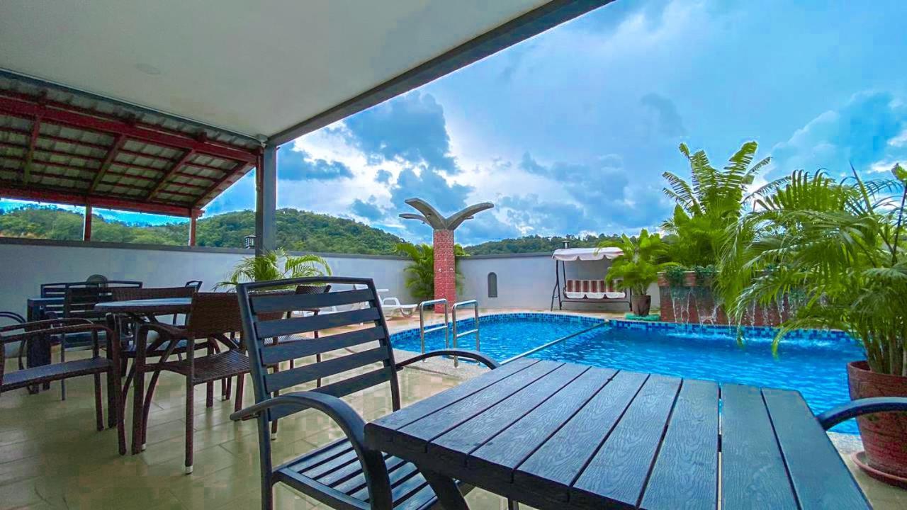 Norshah Village Resort Пантай-Ченанг Екстер'єр фото